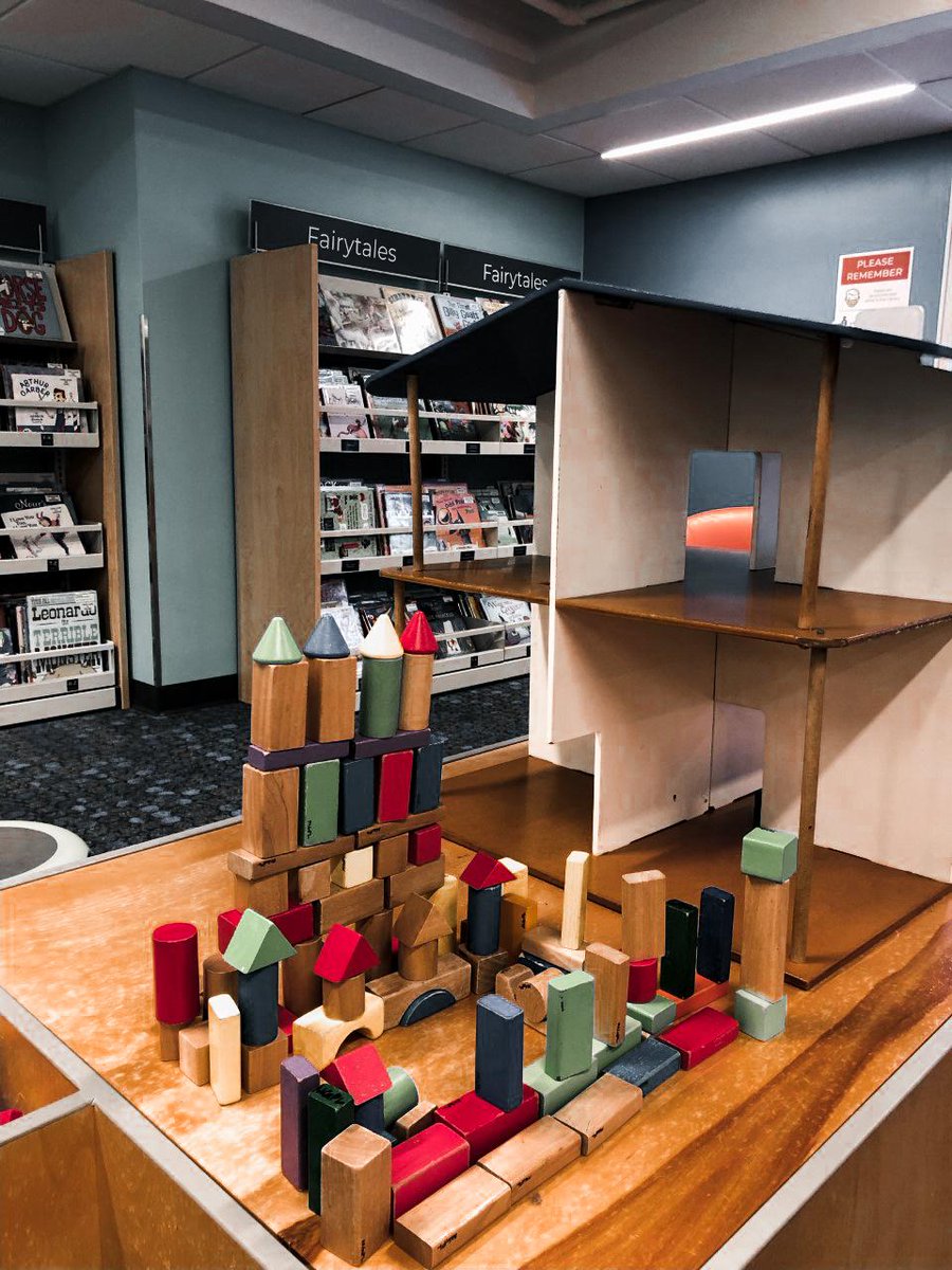 Spotted: Super cool block castle was built by a patron in the Fairytales section! How fitting 🏰

#kidsfun #youthservices #fairytales #create #buildingblocks #blockcastle #kidsbooks #fairytales #librarygram #kidssection