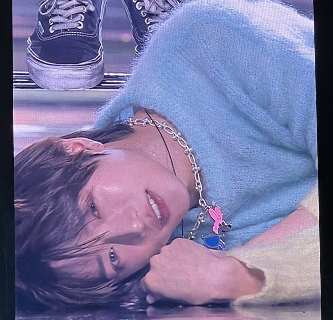 Hoonieha's tweet photo. Bamtoris are we ok??? https://t.co/ECGI8aLIjU