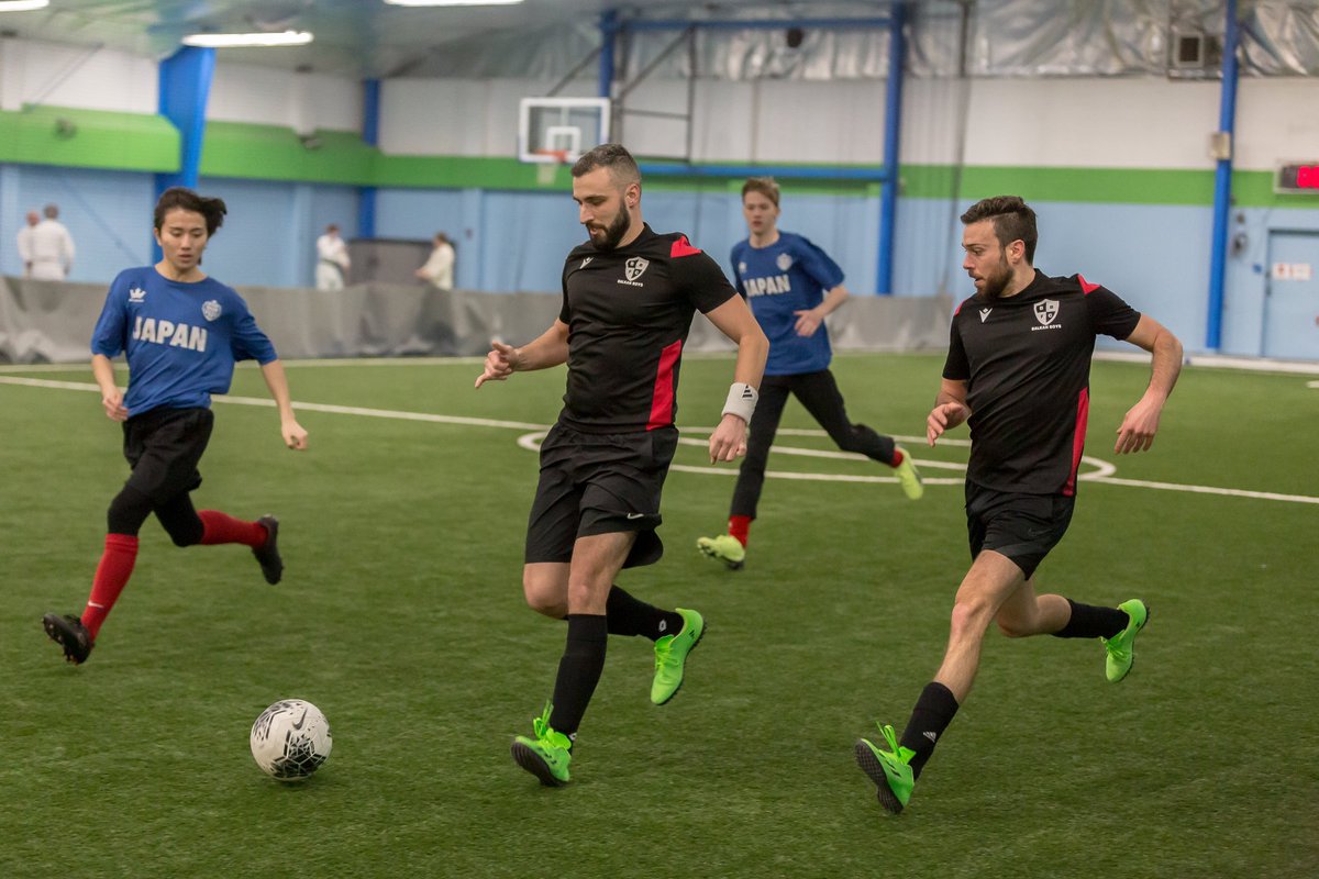 GAME DAY!

📍 Juan De Fuca Rec