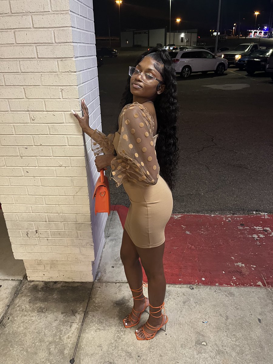 mia_minni's tweet photo. big deucedeuce 🧡
#cheerstomorelife https://t.co/4I48VNaeWn