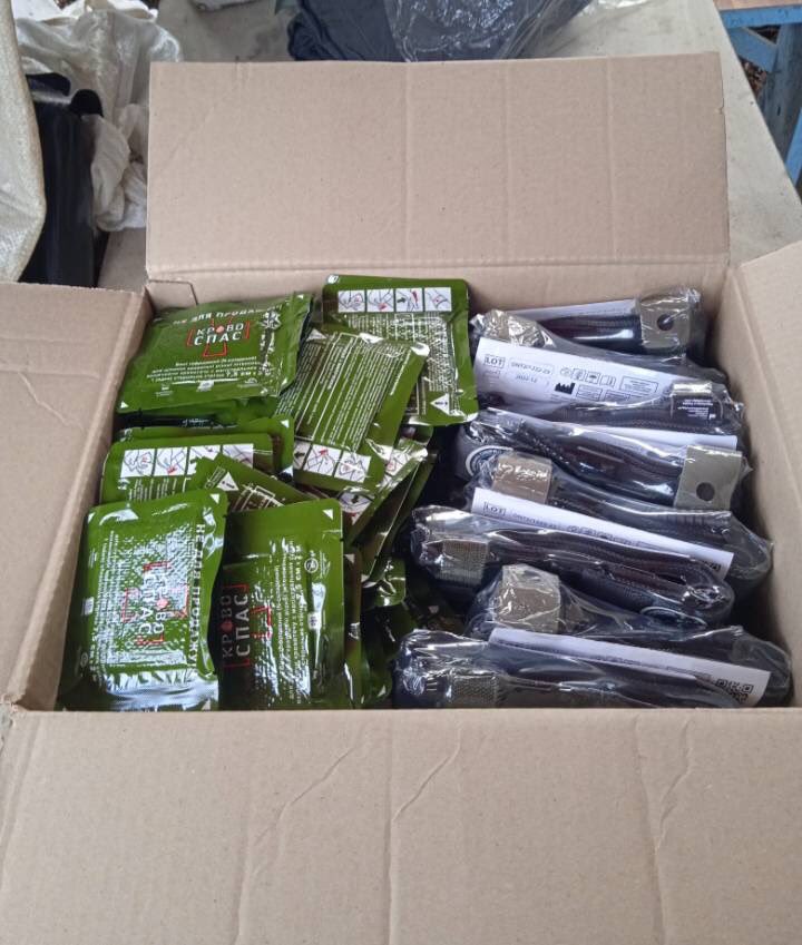 MykolaivSupport's tweet photo. A little necessary medicine for the front line, the fighters of the 59th brigade. hemostatic and tourniquets https://t.co/PwwRYb3gEt