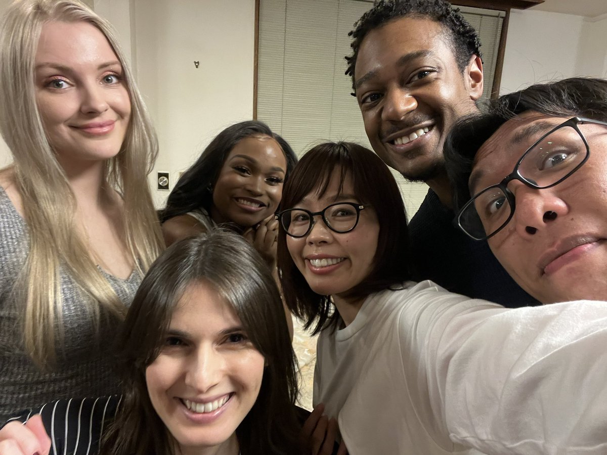 I feel like I'm an influencer now🤣