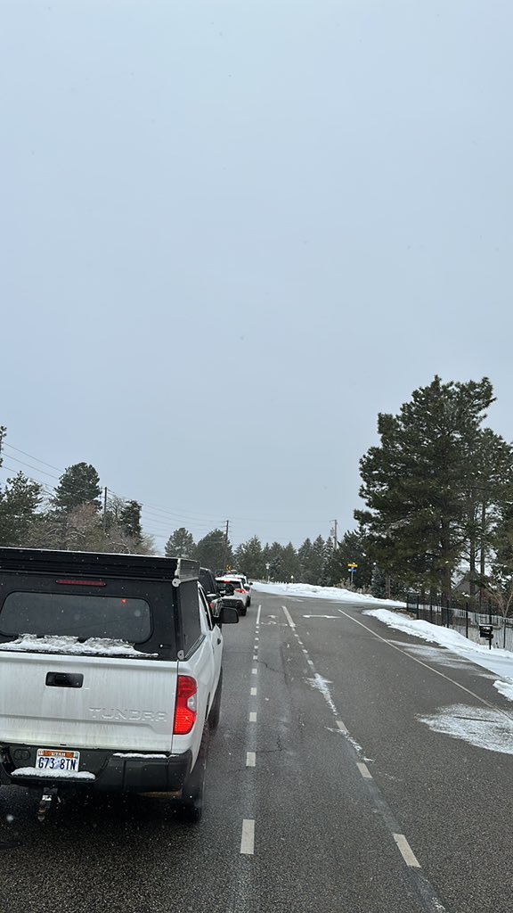 Stuck on  #SR210. Started from Sandy at 6:50 AM.