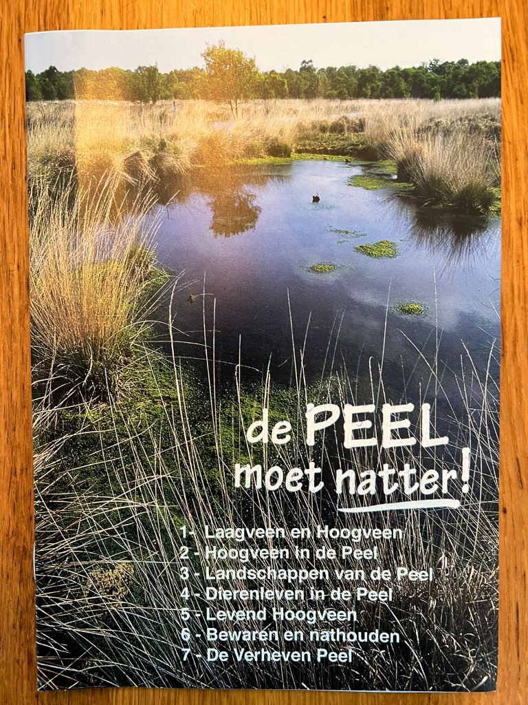 groot_ernest's tweet photo. Tweede #Ecotop #Peelvenen goed bezocht (150 m/v) en zeer informatief (2). @limburg  @Geert_gabriels @birgitopdelaak @marijkevaes @Peelvenen @LandvandePeel @NationaleParken @minlnv @aaenmaas @WLomgeving @WNAaenMaas @WNLimburg @StBargerveen https://t.co/mdLxsUUO7m