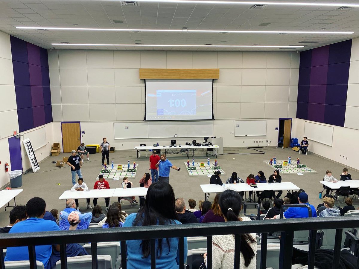 Tech_SideofRice's tweet photo. Another Vex IQ competition day! Let’s go Robocats! #robocats #wmspride @WMS_Wildcats @rockwallschools https://t.co/mB5877TRZU