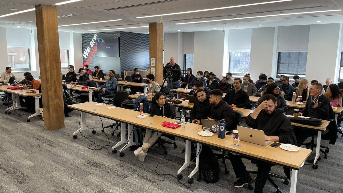 Lukas Karlsson 🦋 tweet media