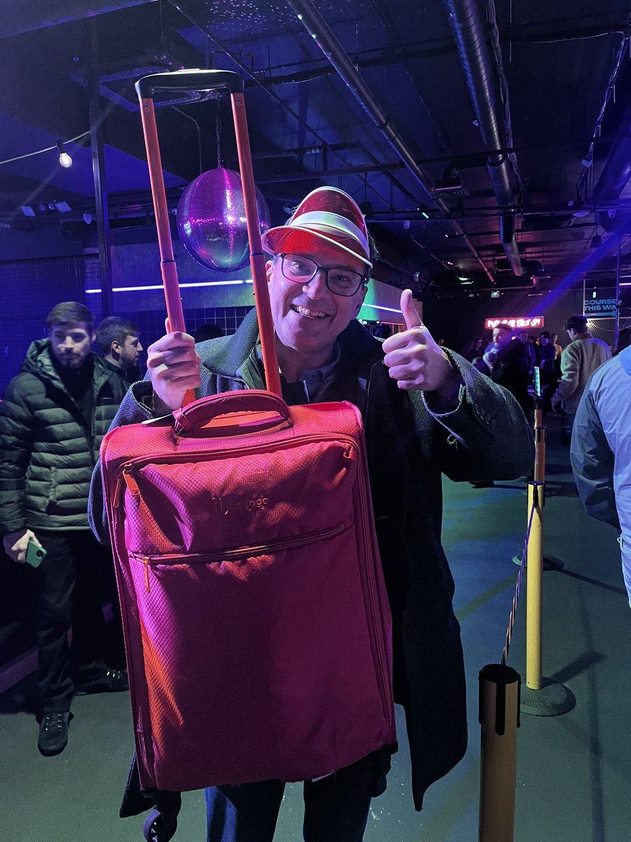 Yeahhh let the <a href="/EdRoundtables/">Ben Brown🔥</a> Saturday #JanuaryBlues weekend begin … golfing in #Liverpool before #MatthewStreet and then evening dinner … only 1 winner at the golf ⛳️… @misterunwin <a href="/pkainsworth/">ℙ𝕒𝕦𝕝 𝕂. 𝔸𝕚𝕟𝕤𝕨𝕠𝕣𝕥𝕙 𝔽ℂℂ𝕋 𝕃𝕃𝔼</a> <a href="/drewpovey/">Drew Povey</a> <a href="/LauraDarley5/">Laura Darley</a> … can’t wait for <a href="/trust_create/">Create Partnership Trust</a> to join this well-being