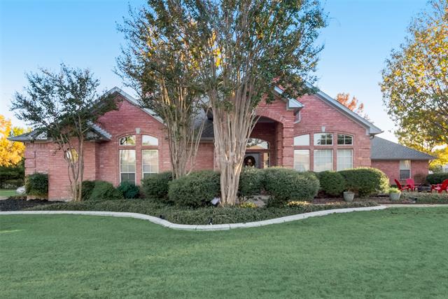 rebdgroup's tweet photo. See what this home has to offer! Contact me for a showing today. #homesforsale #realestate  https://t.co/BAzAWF00Hg https://t.co/JTbaaYNEuX