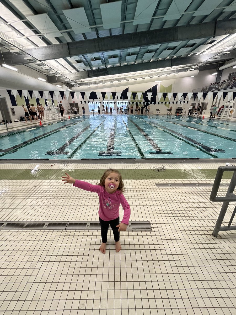 BILLYMAYER1GS's tweet photo. Swimmers SWIM! A great AM w/Gray watch our young people do what they do BEST…

CUT through the water like a BEAVER! 

We even had some staff giving up their FREE TIME to support our kids. One even volunteered to work it. 

@Riverside_athl @BeaversSwimDive @RiversideSwim https://t.co/BTlexXTZC1