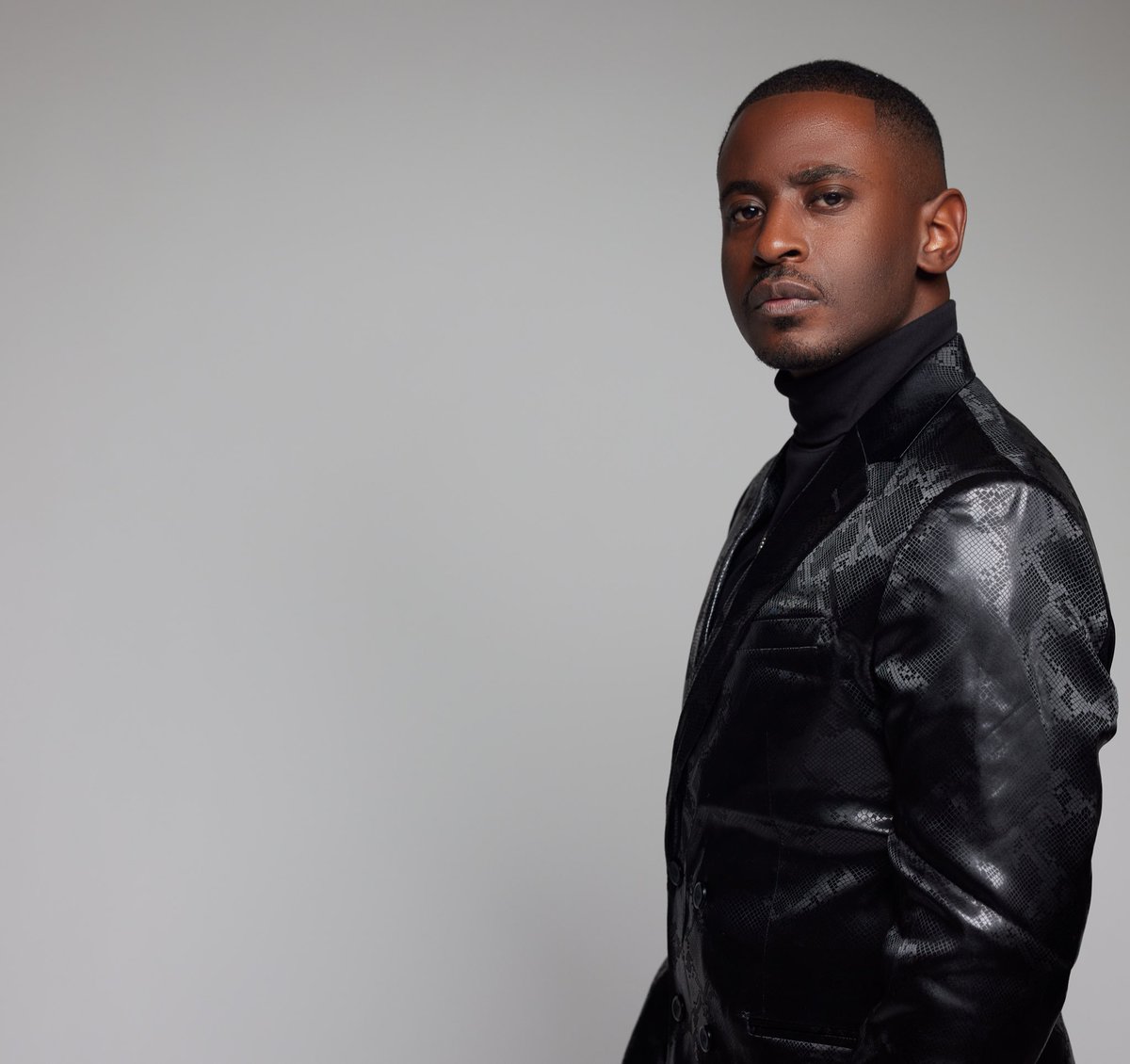 _AKenney's tweet image. evolution. ♣️

Blessed to see year 26. Thank you God for another Birthday and lap around the Sun.

#Chapter26 #AK #J28 

📸: @christianpaulstudios