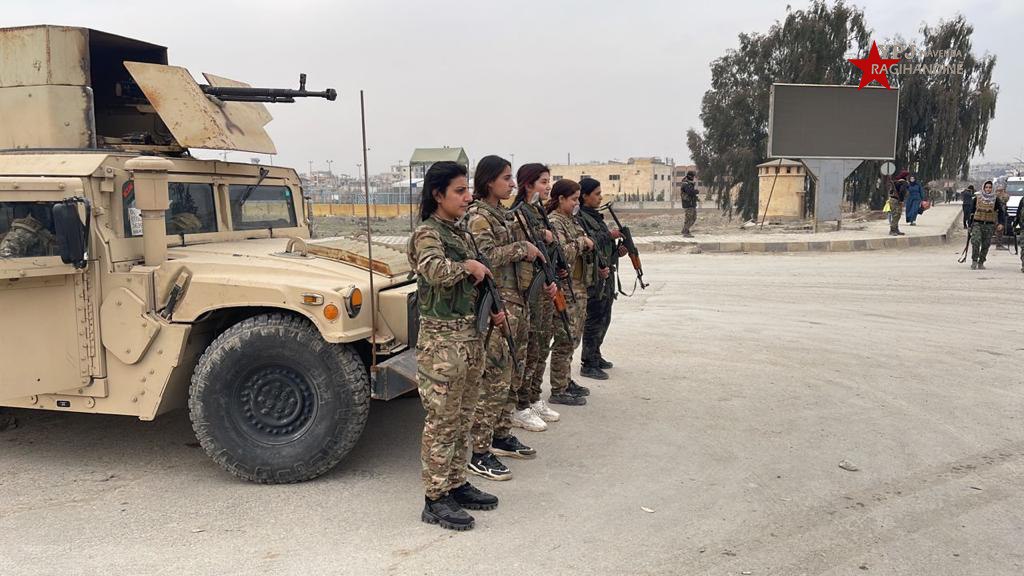 📷 Pictures of the ongoing Operation 'Retaliation for #Raqqa Martyrs'

➡️ Our #YPJ forces are on the forefront of hunting down #ISIS cells

➡️ Organized women will end jihadist #terrorism & guarantee safety and stability for all people in NE-#Syria

#YPG #SDF #Rojava #DefeatDaesh