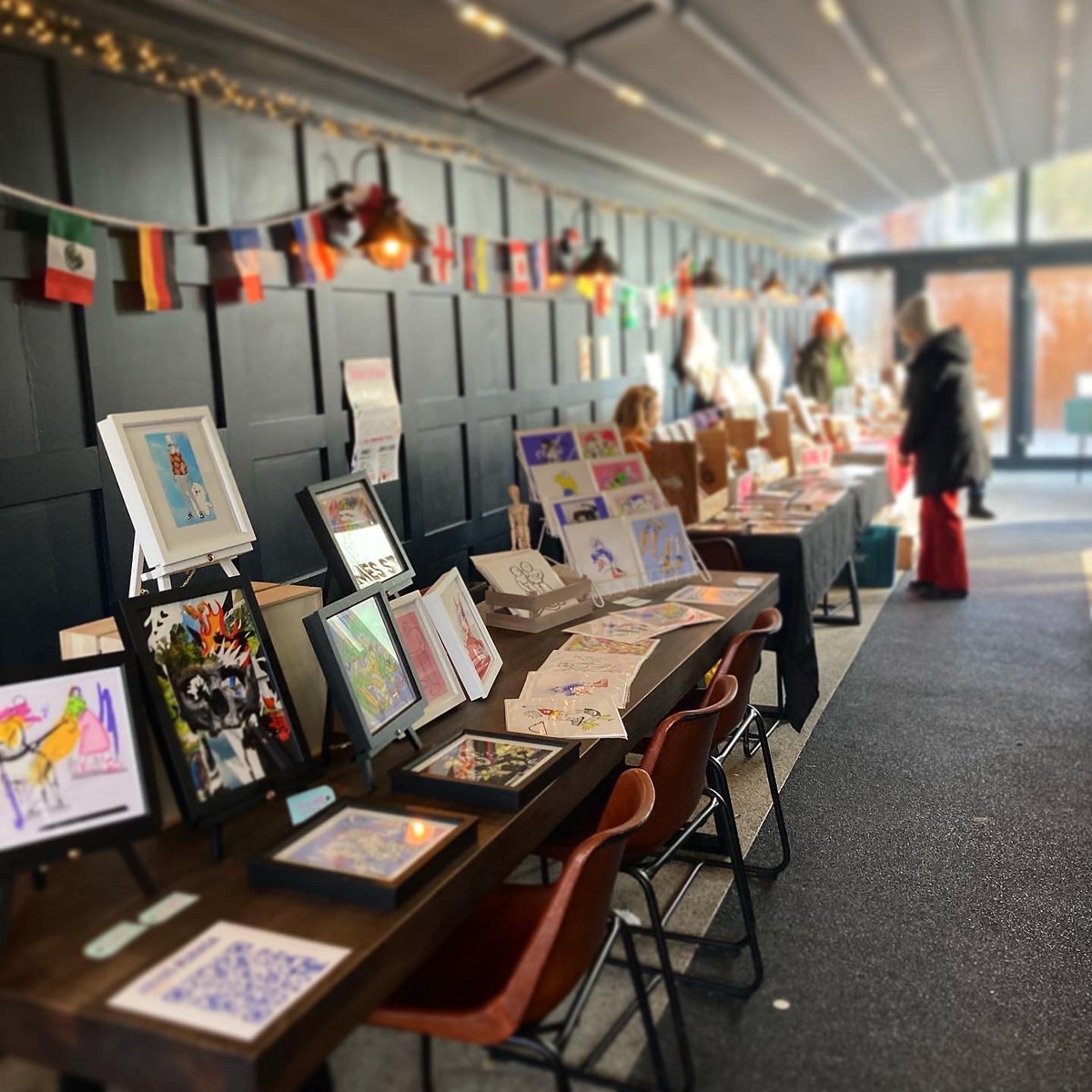 First Art Market at the year  -  At our friends James St. Tavern OX4 1EU, East Oxford, Sunday 29th January 11am to 4pm,  Come on down and see amazing artworks being sold and shown!