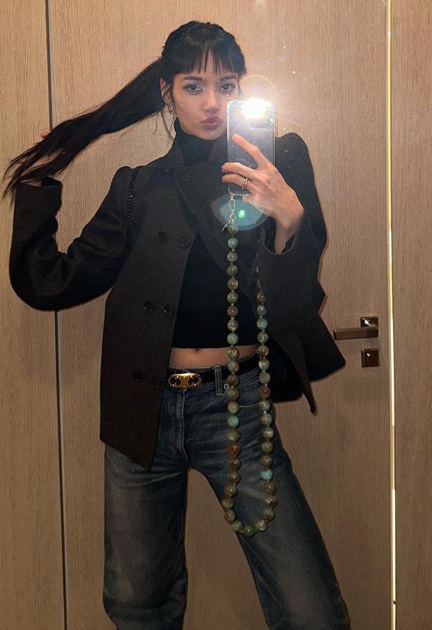 สายคล้องโทรศัพท์หรือลูกประคำคะ ถามจริง