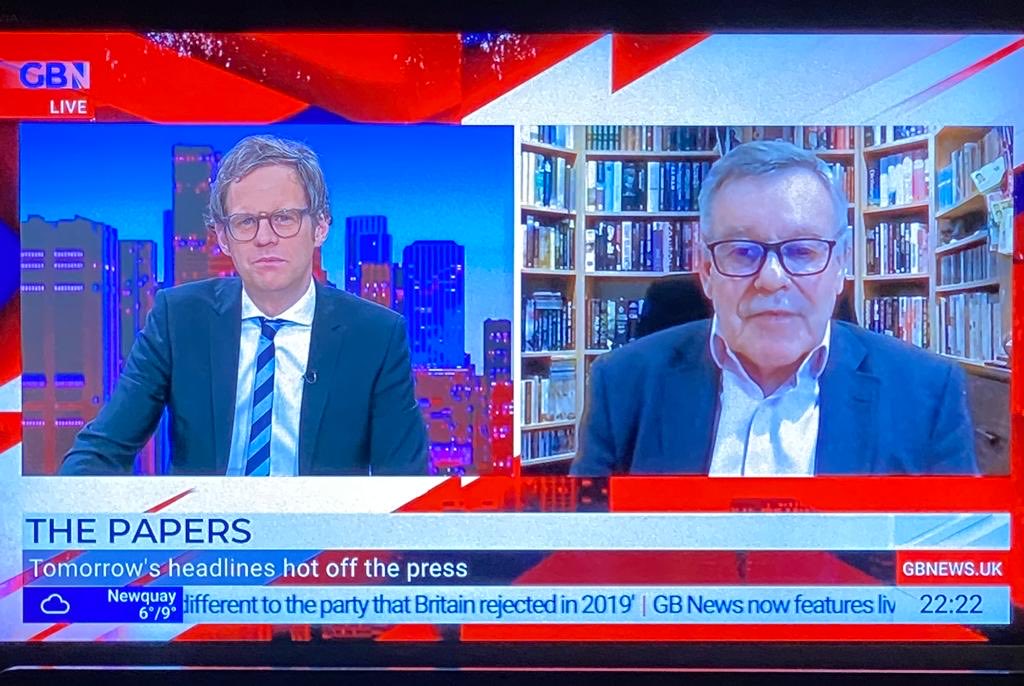 NigelNelson's tweet image. Great flick through tomorrow’s Sunday Mirror and Sunday Telegraph with ⁦@mrmarkdolan⁩ on ⁦@GBNEWS⁩ Ten minutes earlier than you would have seen #BBCpapers But as the BBC canned them their viewers can’t see them at all…