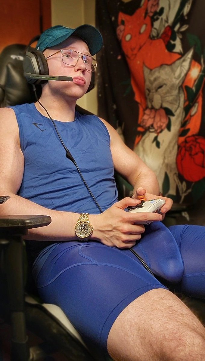 GymBruh on Twitter: "Who's coming over to play with me after the gym ? 🎮 #fitness"