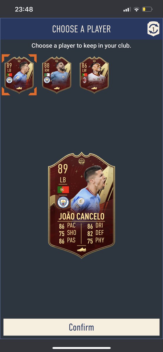 NamPoseidon's tweet photo. βΌοΈHELPβΌοΈ
Was getting bored of not getting a TOTY so I submitted a few reds into an upgrade pack⦠which one should I choose?
#FUT23 #Redpicks https://t.co/gNX4fNHri4