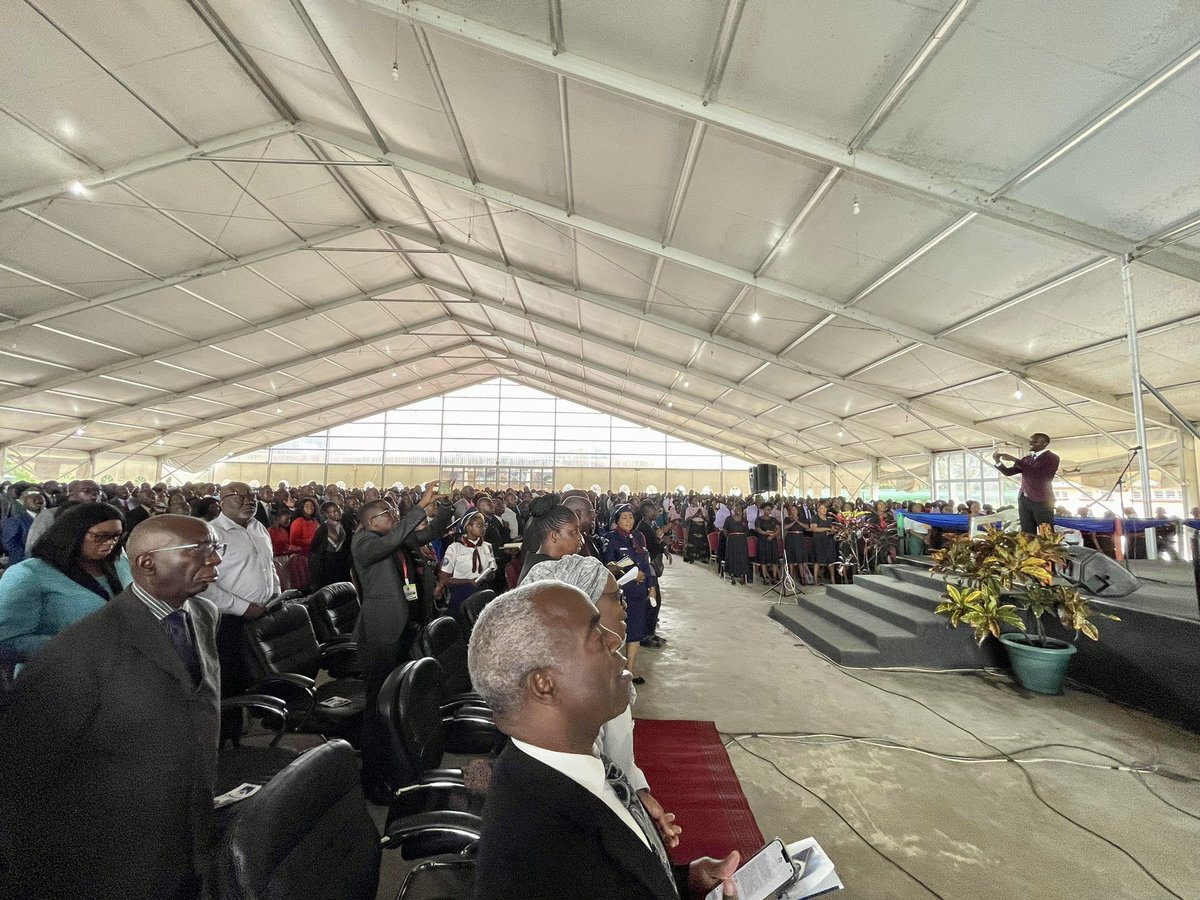 pastortedwilson's tweet photo. We had a dynamic Sabbath with about 5,000 of our wonderful church members in Kitwe, Zambia, in the Copperbelt Zambia Conference, which has more than 200,000 members in one conference! This is part of the Northern Zambia Union, which has about 700,000 members. https://t.co/Nuv71Gtabq