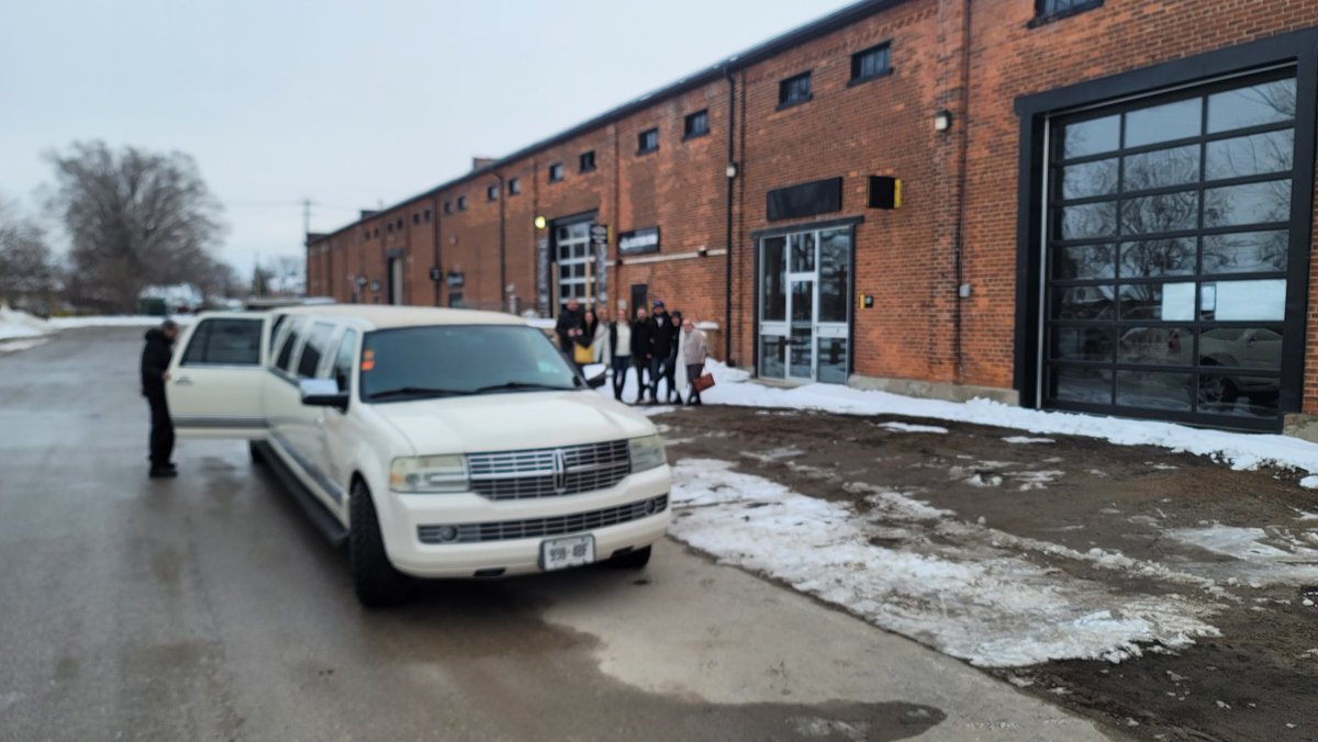 1st stop on Joanne's bday tour <a href="/mashpaddleuk/">Mash Paddle Brewery ✊🏼🍺</a>