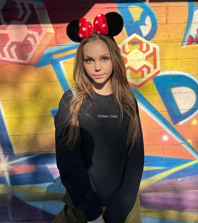 savannahmaybra's tweet photo. A PRINCESA QUE A DISNEY SONHA EM TER! 

“Qual a sua figura paterna da Disney?” — Savannah Lee May via instagram https://t.co/5FTQI0Xz4R