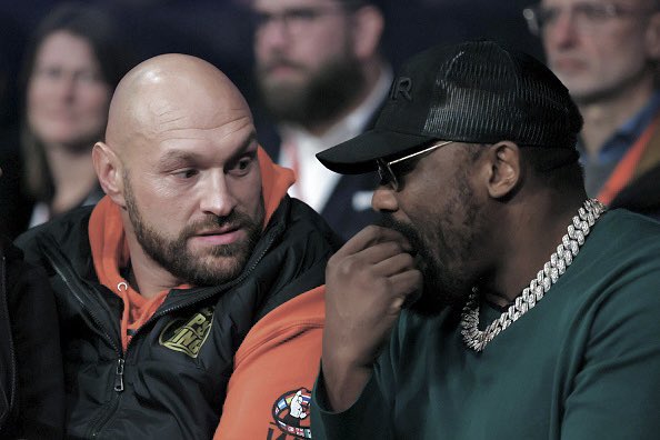 Respect after battle with <a href="/Tyson_Fury/">TYSON FURY</a> 🤝 #warchisora