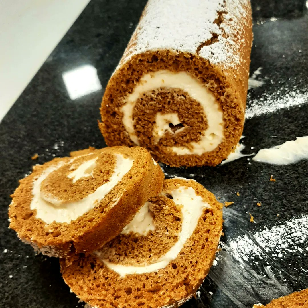ib327_FCS's tweet photo. Taking a minute to brag about my awesome students and the outstanding food they create! 🧡🙌🤩 #ibtigerpride https://t.co/uVESPAMwiQ