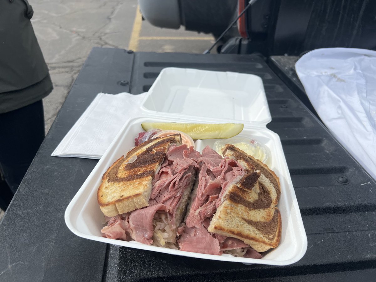 Blue on Twitter "Finally found the jewish deli."