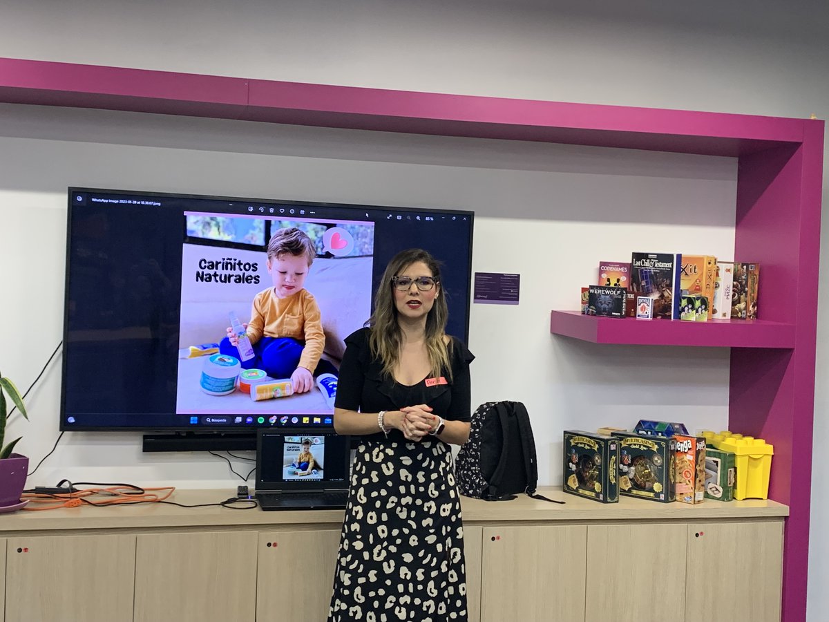 Robotania's tweet photo. Fue muy bonito compartir tantas ideas, conocimiento y experiencias en el #GGMeetUp12 de @GeekGirlsMx
⚡️💜✨ #GGMeetUp https://t.co/y1KCNtf248