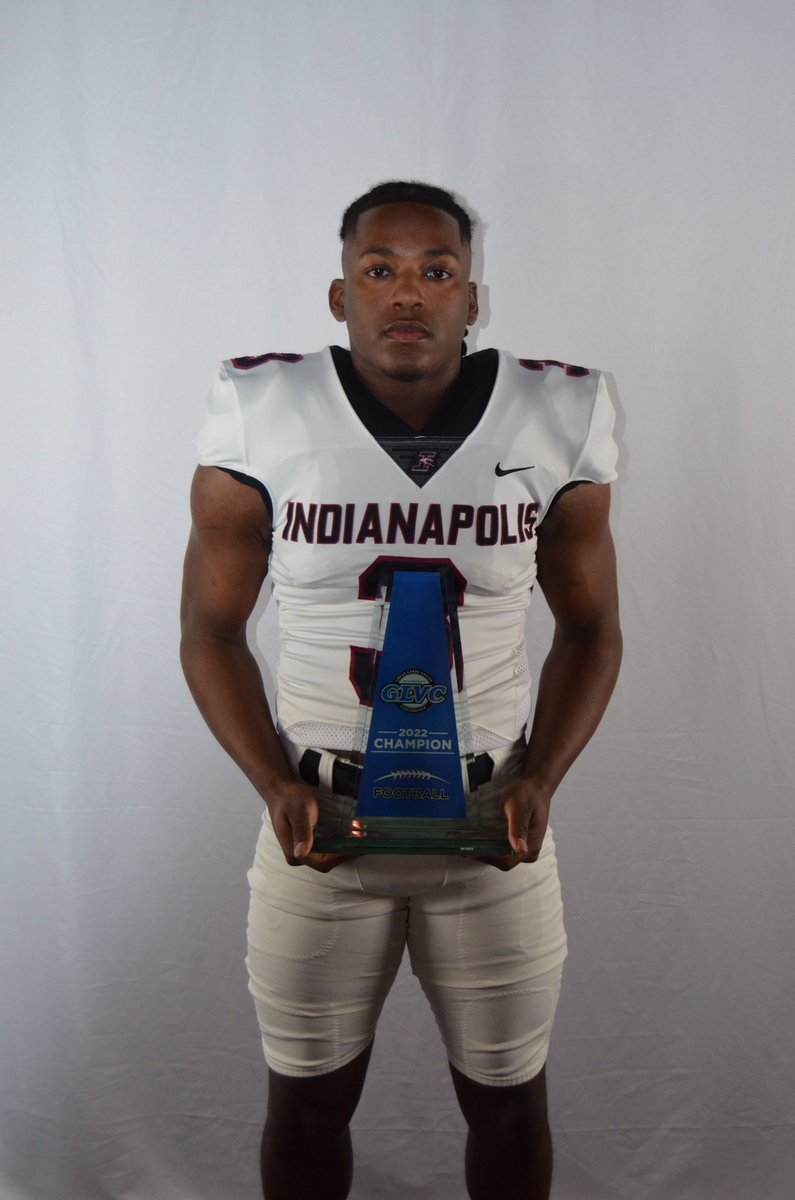 edmondsonjevon1's tweet photo. After a great visit I am blessed to receive an offer from The University of Indianapolis⚫️🔴 !!! @CoachHeaston @KeeversChris #gohounds #AGTG  @CoachBroome_7 @Coach__Bj @RileyElite3 @_Elite3 @JOvertonFball #Elite3 https://t.co/loCne4doRG