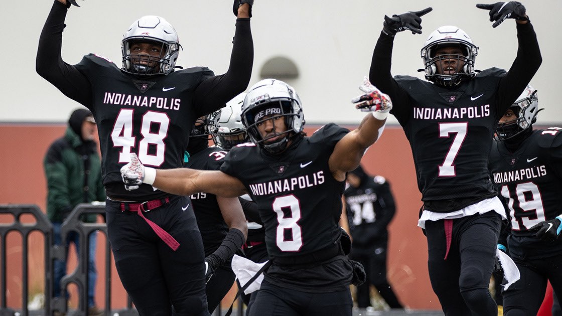 edmondsonjevon1's tweet photo. After a great visit I am blessed to receive an offer from The University of Indianapolis⚫️🔴 !!! @CoachHeaston @KeeversChris #gohounds #AGTG  @CoachBroome_7 @Coach__Bj @RileyElite3 @_Elite3 @JOvertonFball #Elite3 https://t.co/loCne4doRG