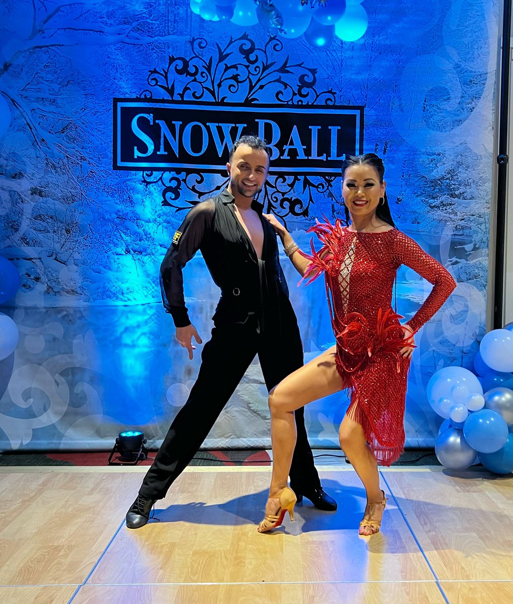 EchoHuangCFP's tweet photo. I challenged myself to compete in the open level  Pro-am International Latin at the Snow Ball Dance Competition yesterday.  I learned all five open level dances in the past three months!  💜Misho, my teacher and partner! 
#latindances #proamdancesport #champion #chacha #rumba https://t.co/mQ03twU623