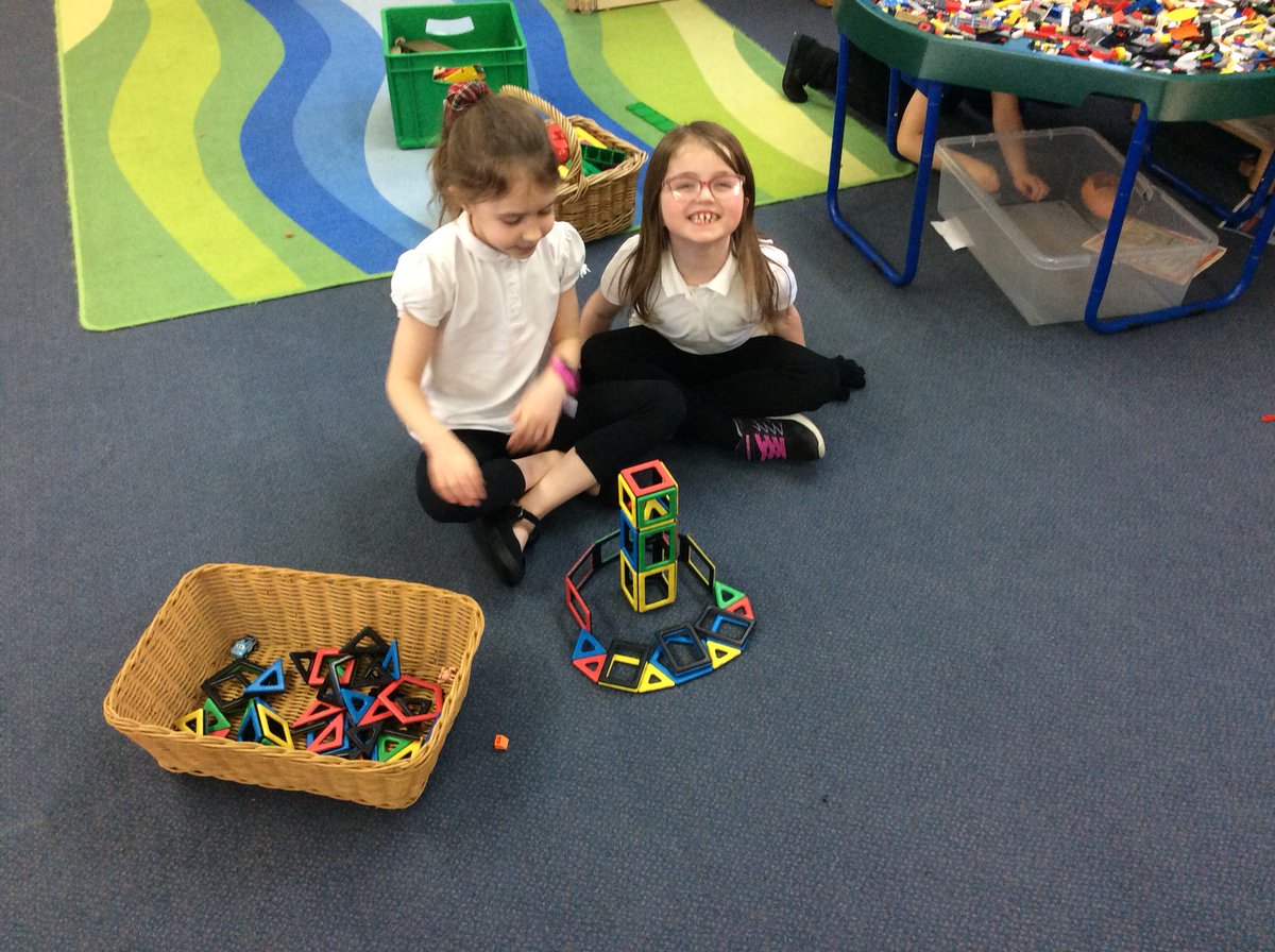 MrsAnderson_DS's tweet photo. This week we have been focusing on our planet and beyond. We all got a turn at creating papier-mâché planets, a lego space challenge and to research moon phases. We can’t wait to show the decorated planets with you. @DanestoneP #space #themoon #creation https://t.co/HfYI0JvIaH
