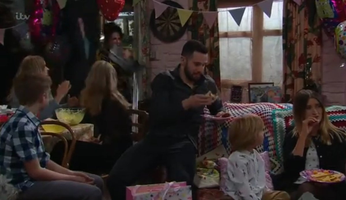 Noah Dingle (@noahdinglex2) on Twitter photo 