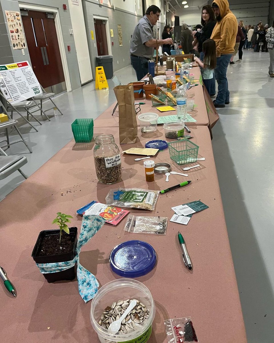 Central Indiana Seed Swap tweet media