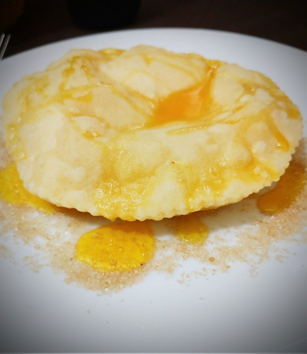 oliviapetra's tweet photo. What else did I love during this trip? A typical Sardinian dessert, which I got to know for the first time eight years ago. Seada - served with honey.
#Olbia #Sardegna #seada 🍯 #PetrasRollingPin https://t.co/wCmJBijMMt
