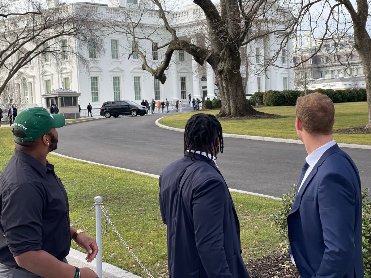 GreenWaveFB's tweet photo. From Yulman Stadium to the steps of the White House! 

#RollWave | #WashingtonMardiGras https://t.co/APXFMRYoba
