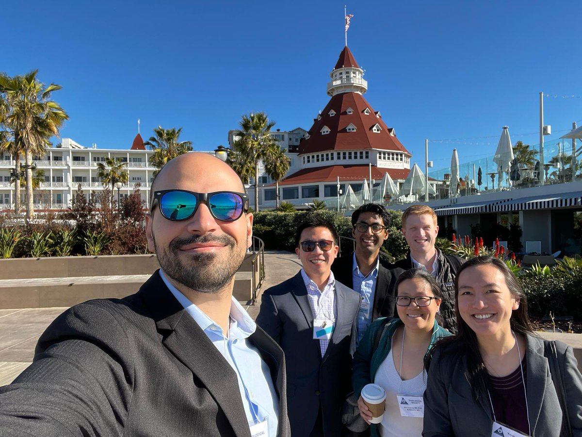 hopkins_ent's tweet photo. Great trip for our team of medical students, residents and attendings at @Triological wrapping up today - a first place poster, second place poster, participation in the resident quiz bowl, and some quality time on the beach! https://t.co/fgR7adN7vF