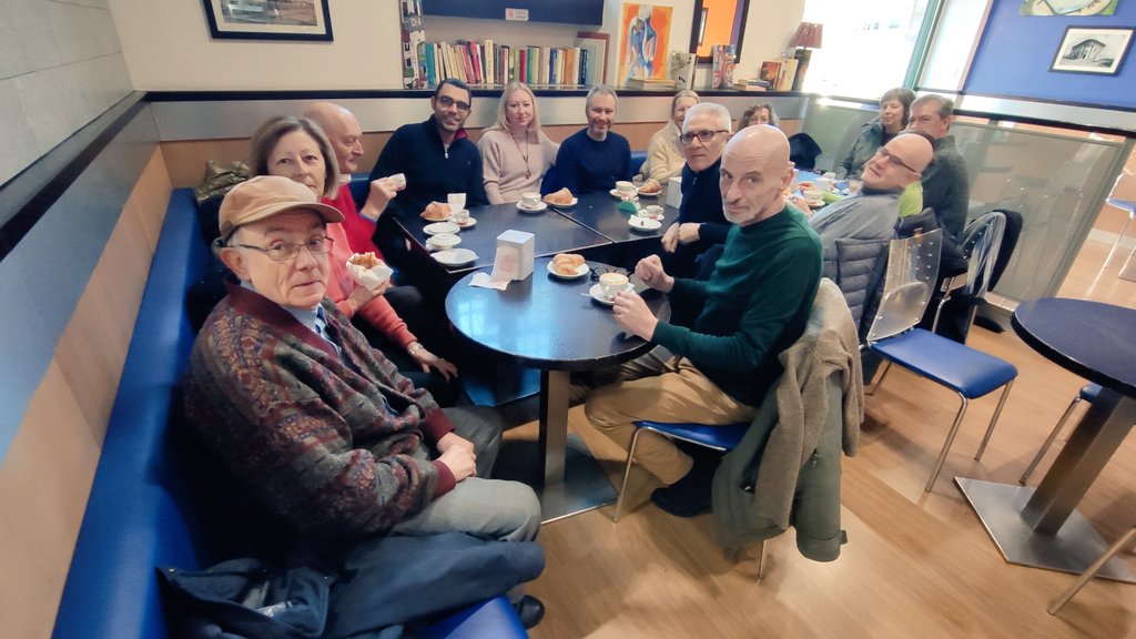BicoccaComitato's tweet photo. Oggi partecipatissima #colazionediquartiere di #gennlo2023 al bar Tempi Moderni in #Bicocca Grazie a tutti i partecipanti #comitatobicocca #cittadinanzaattiva #cornettoecappuccino #caffè https://t.co/oZMfA16uLC