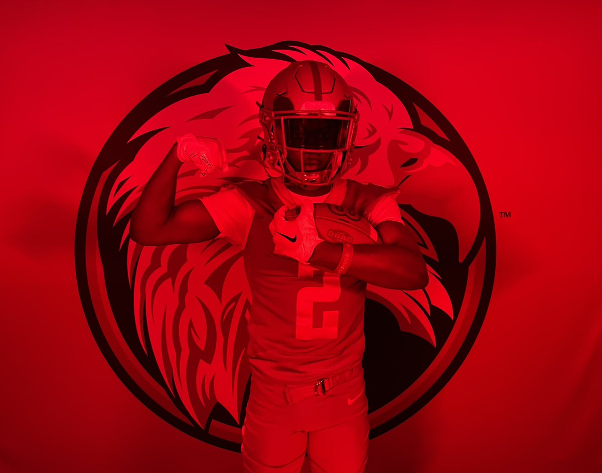 After a great visit today, I’m blessed to receive an offer from <a href="/BH2OFootball/">Bridgewater Football</a> 🖤<a href="/CoachLemn/">Scott Lemn</a> <a href="/CoachRamey_/">Gary Ramey Jr.</a> <a href="/CoachGiancola/">Mike Giancola</a>