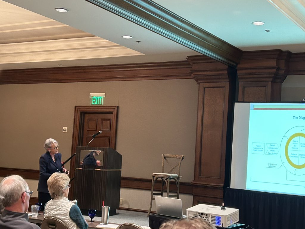 Dr. Theresa Gonzales presents “Epithelial Pathology” at the Al-FL-GA meeting.