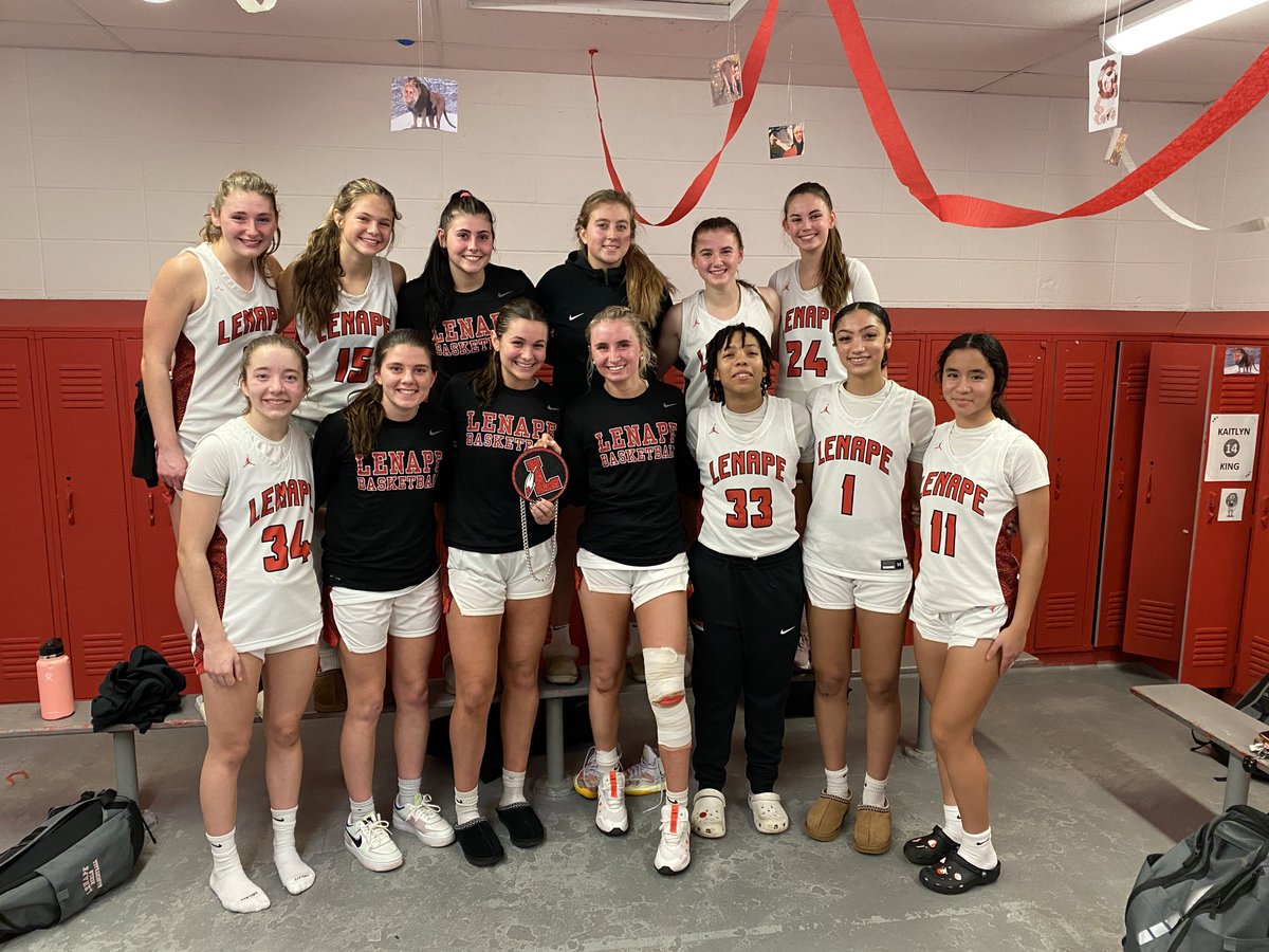 Come out and support our girls in the next round of the SJIBT.  We take on Delsea at 5:00 pm.  Good luck tonight girls!!!