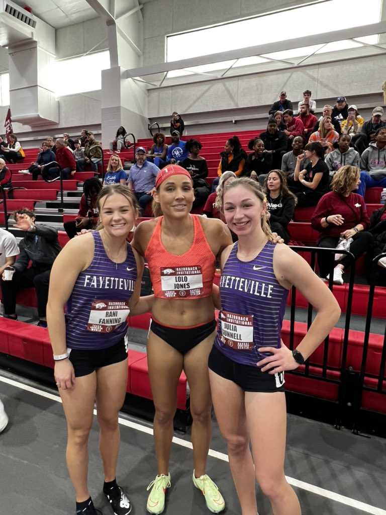 FayBulldogsTF's tweet photo. A very, very cool opportunity for some of our athletes to race against ✨Olympians and world record holders✨!! @FayBulldogs https://t.co/q57RSz1pvz
