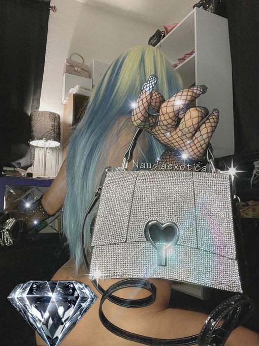 I&rsquo;m Your Diamond Girl 💍💎 #model #beauty #trans #aesthetic #style #transgender #ts #transwomen #lgbt #alt<a href="/tag/model"class="tags">#model</a><a href="/tag/beauty"class="tags">#beauty</a><a href="/tag/trans"class="tags">#trans</a><a href="/tag/lgbt"class="tags"><span>#lgbt</span></a><a href="/tag/style"class="tags"><span>#style</span></a><a href="/tag/ink"class="tags"><span>#ink</span></a><a href="/tag/tattoos"class="tags"><span>#tattoos</span></a><a href="/tag/alt"class="tags"><span>#alt</span></a><a href="/tag/transgender"class="tags"><span>#transgender</span></a><a href="/tag/aesthetic"class="tags"><span>#aesthetic</span></a>