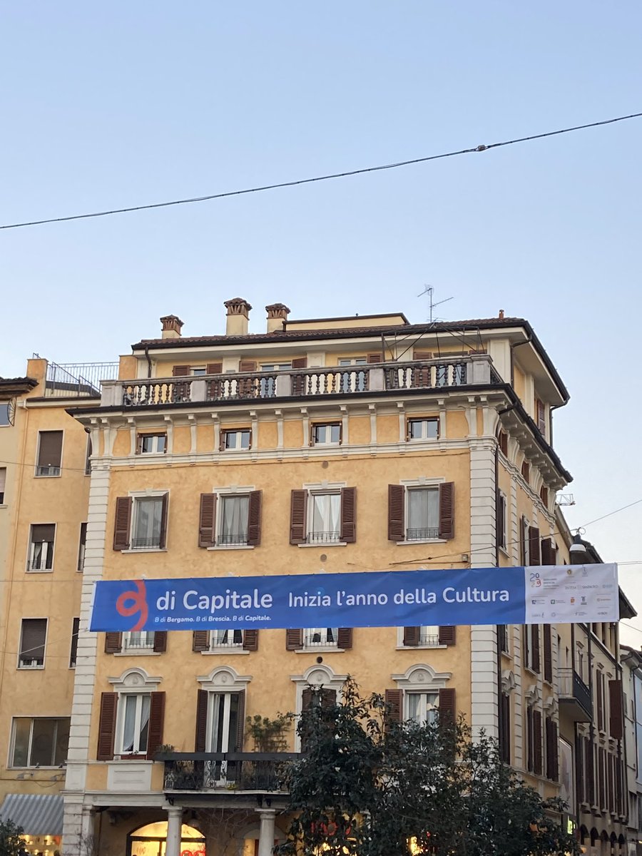 FongaMarcello's tweet photo. #brescia #fmcredit #capitaledellacultura #teatrogrande #presidente #Mattarella https://t.co/s1cz4LZwiD