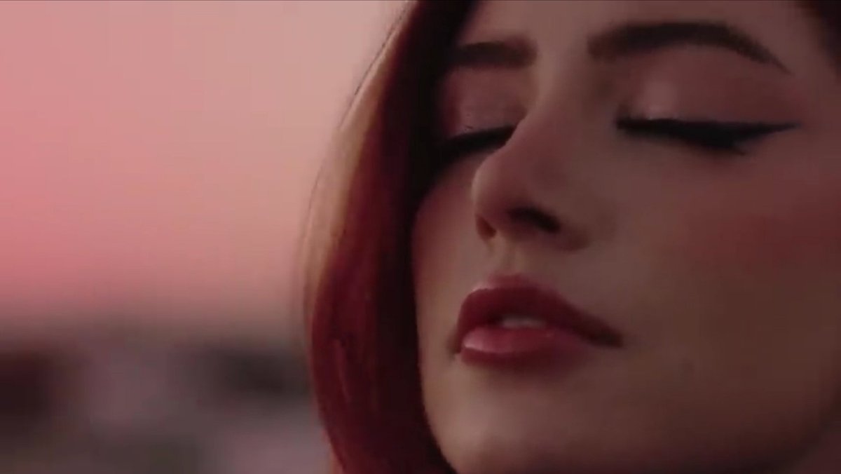 ATCFAM4EVER's tweet photo. #BlindfoldedMV is out now. You got over 83 K views in 24 hours. Congratulations
@ATC_BAND @ChrissyCostanza @DanielGow @WillFerri
You can see three screenshots of the video. π
The new ATC area started. Now they go on tour, the #Nightmareanddaydreamstourworldtour
#ATCFam #WeAreATC https://t.co/Hpp28utyQv