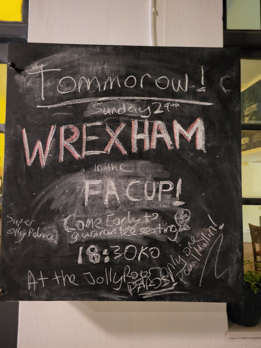 Wrexham match being shown at the Jolly Roger pub in Paros tomorrow <a href="/VancityReynolds/">Ryan Reynolds</a> <a href="/RMcElhenney/">Rob Mac</a> <a href="/TwelveBeaufort/">Windy Abs</a>