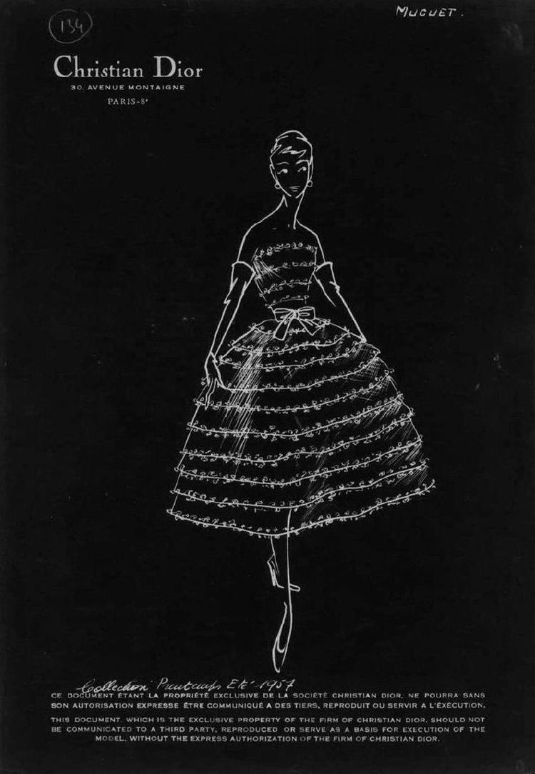 pYSLrada's tweet photo. 40s &amp; 50s Christian Dior design drawings https://t.co/IMobmp2KTL