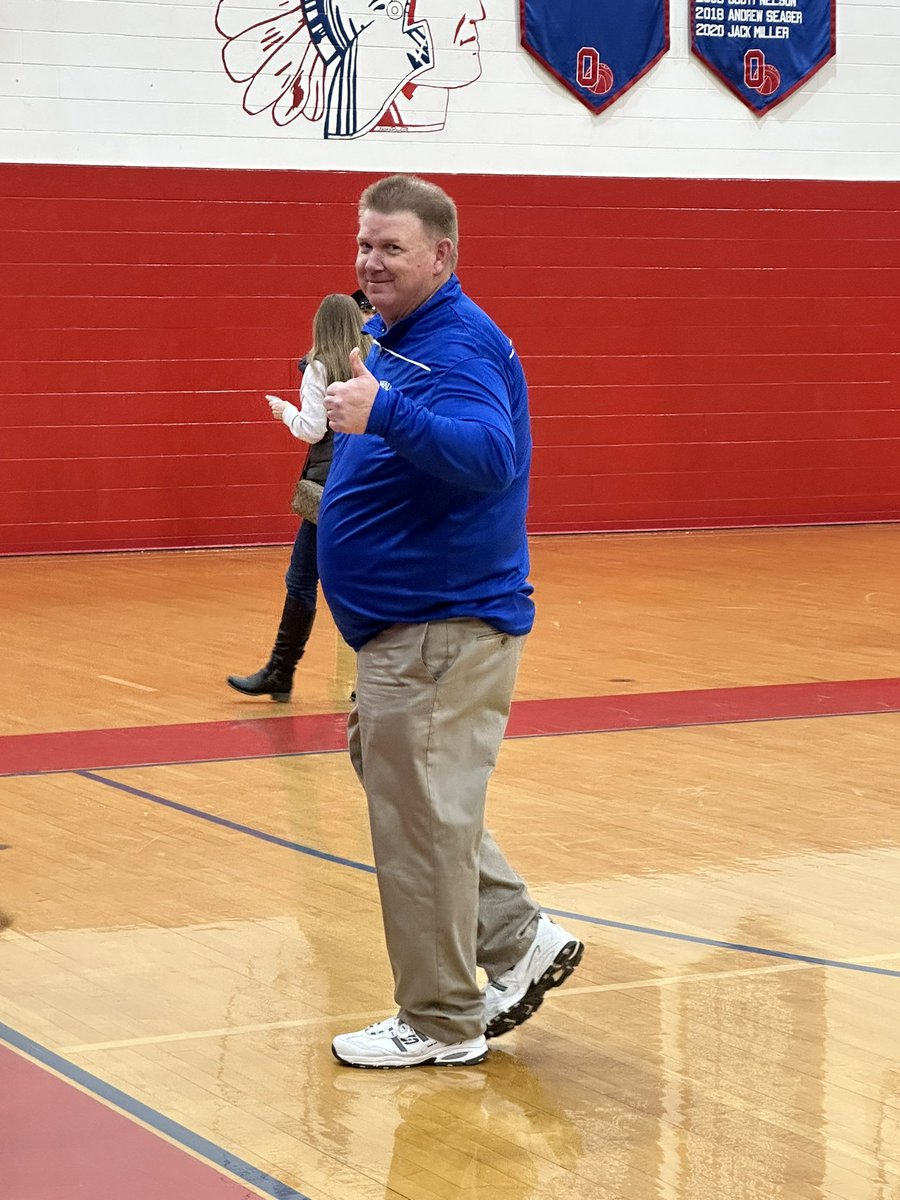 whs_missk's tweet photo. 🚨HUGE UPSET ALERT🚨
 @Wall_Basketball over Ocean!!!
64-63 in Double OT
Congrats to Coach Klatt for his 3🏀🏀th win! @WallAthletics https://t.co/5mi9Fj1KV5