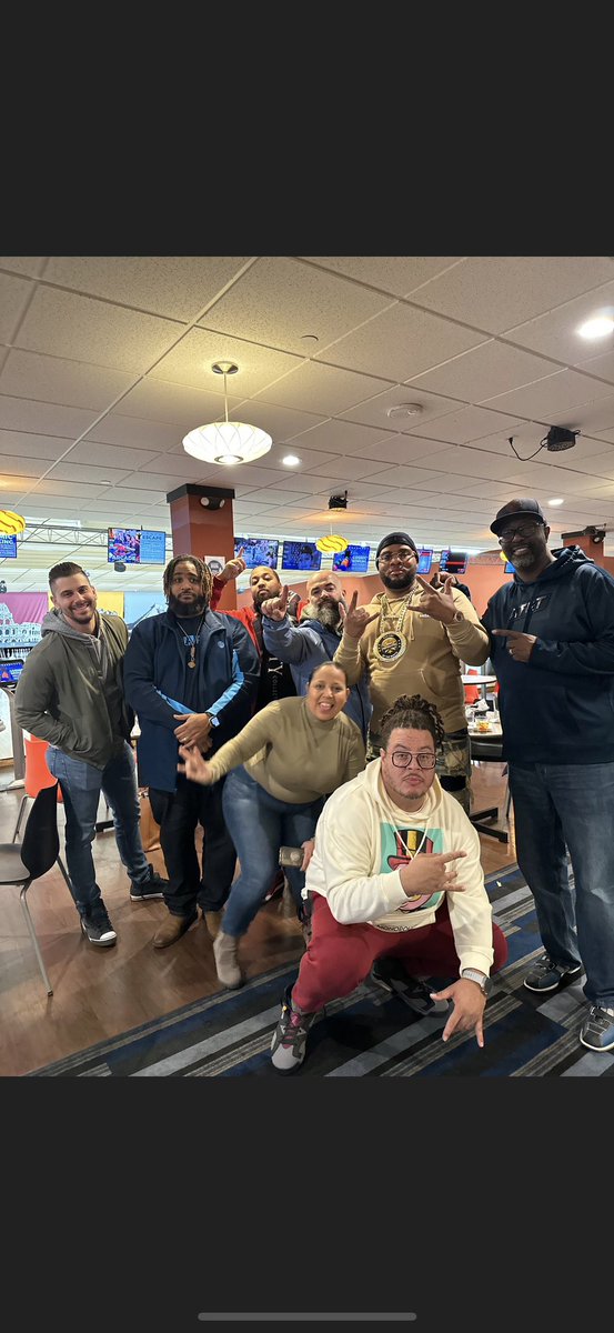 MEECH | Engagement Specialist (@demetriousearly) on Twitter photo Well needed Team Building!!! @MMfeatToledo #LynelYoung #DanielConey <a href="/AlfredZeyad/">Zeyad Alfred</a> <a href="/KeithDicksonIHX/">Keith Dickson</a> <a href="/CTfromIHX/">CT</a> <a href="/sb9000/">Schawn Brown</a> #lifeatatt Well needed Team Building!!! @MMfeatToledo #LynelYoung #DanielConey <a href="/AlfredZeyad/">Zeyad Alfred</a> <a href="/KeithDicksonIHX/">Keith Dickson</a> <a href="/CTfromIHX/">CT</a> <a href="/sb9000/">Schawn Brown</a> #lifeatatt