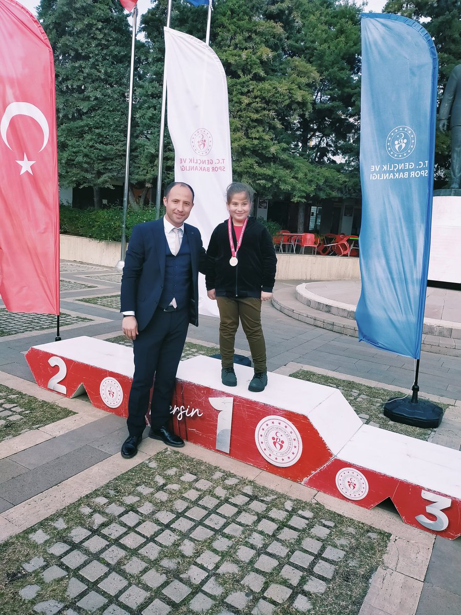 28/01/2023 tarihinde Mersin Üniversitesinde yapılan Türkiye oryantiring federasyonu 14yaş altı Türkiye şampiyonasında öğrencimiz Canan Yılmaz K10 yaş kategorisinde Mersin1.olmustur.Öğrencimizi ve Öğretmenimiz Sıracaddin ŞENOĞLU 'nu tebrik ederiz.<a href="/MersinMEM/">Mersin İl Millî Eğitim Müdürlüğü</a> <a href="/AdemKoca46/">Adem Koca</a> <a href="/necmidinc/">M.Necmeddin Dinç</a>