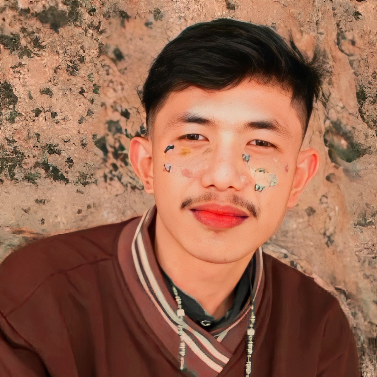 FadliNovrizal's tweet photo. #FotoProfilBaru https://t.co/WDnaEJjf8L